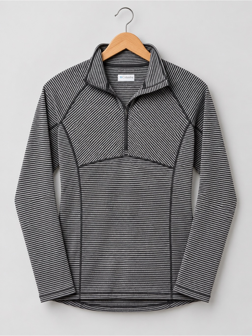 Columbia Omni-Wicked Striped 1/4 Zip Baselayer/Pullover